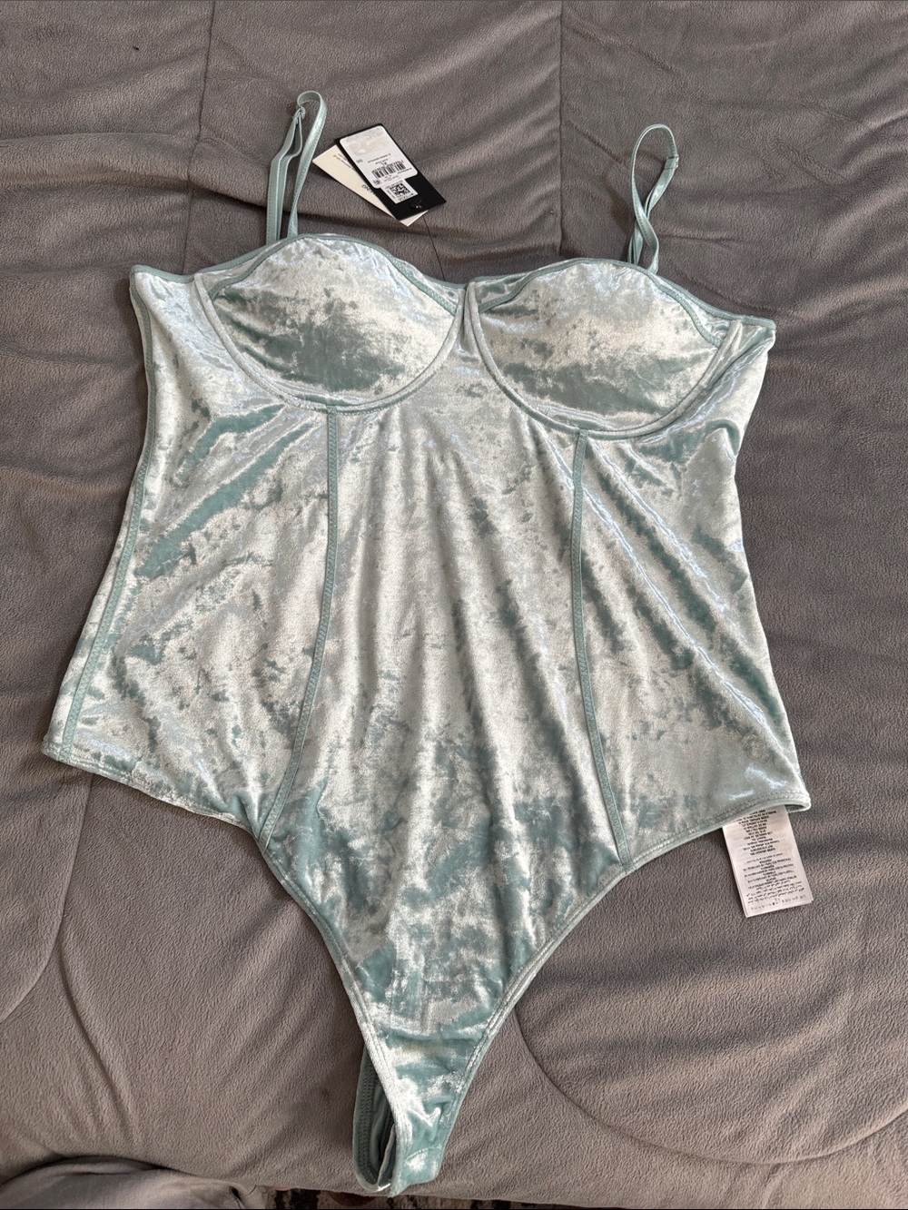 NWT Guess Velvet Underwire Bodysuit - Light Sage Sz XL